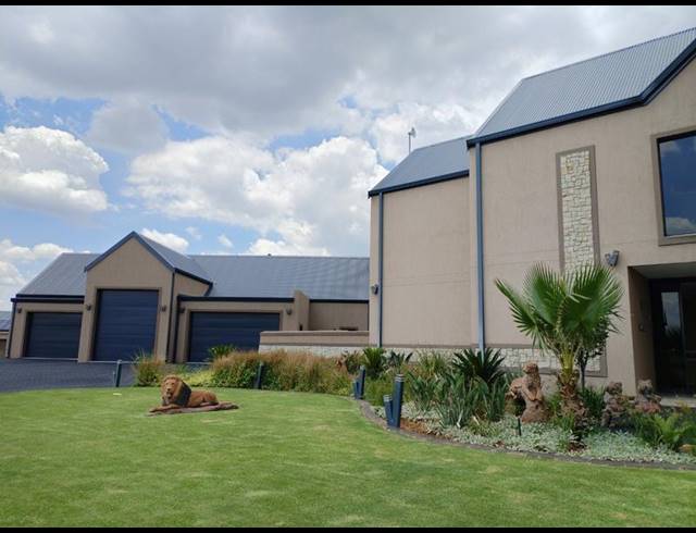 5 BEDROOM HOUSE FOR SALE IN HERON BANKS GOLF ESTATE